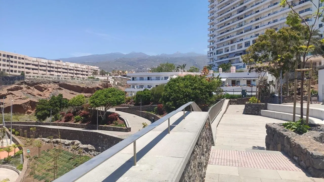 Agreable Appartement Au Bord De L' Ocean, Playa Paraiso Costa Adeje  Apartman